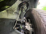 お車を安心してお乗りいただく為には、足回りの定期点検が欠かせません。サービスサポート(有償保証)では無料点検もご提供しており、安心のカーライフをお過ごしいただけるサポート体制が整っています。
