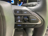 【レーダークルーズコントロール】高速道路での長距離走行が楽に!!自動で速度を保つクルーズコントロールが、衝突軽減システムと連携し、前方の車両を感知して車間を保つように速度調節してくれます!!