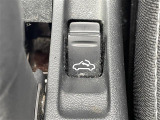 店舗にて現車の確認もいただけますので、お電話で在庫のご確認の上是非ご来店くださいませ。