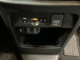 指定工場併設で末永く品質を保ちます。12ヶ月点検や車検はもちろんのこと、国家資格整備士によるお車のアドバイスも致します。