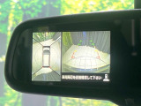 【アラウンドビューモニター】専用のカメラにより、上から見下ろしたような視点で360度クルマの周囲を確認することができます☆死角部分も確認しやすく、狭い場所での切り返しや駐車もスムーズに行えます。