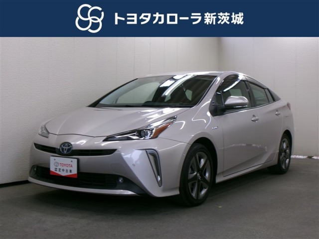 トヨタ プリウス 