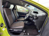 運転席シート廻りは使用感も少なく、良好な状態となっています。丁寧に使われていたことがよくわかりますね。