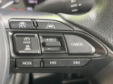 【レーダークルーズコントロール】高速道路での長距離走行が楽に!!自動で速度を保つクルーズコントロールが、衝突軽減システムと連携し、前方の車両を感知して車間を保つように速度調節してくれます!!