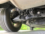 お車を安心してお乗りいただく為には、足回りの定期点検が欠かせません。サービスサポート(有償保証)では無料点検もご提供しており、安心のカーライフをお過ごしいただけるサポート体制が整っています。