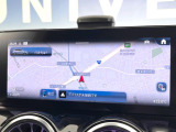 ●純正ナビ:一体感のあるナビは、高級感ある車内を演出してくれます。オーディオ機能も充実しておりますので、運転もより楽しめます♪