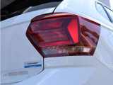 艶やかなピュアホワイトのボディは写真だけでは伝わらない美しさ。ぜひ現車をご覧いただき、コンディションの良さをご確認ください。