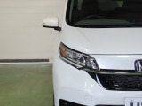 LEDヘッドライトは、点灯の瞬間から光量を発揮し、突然暗くなるトンネルなどでの安定感を高めます。