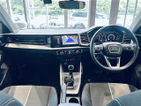 A1スポーツバック 25 TFSI アドバンスド 修復歴無し
