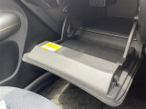 店舗にて現車の確認もいただけますので、お電話で在庫のご確認の上是非ご来店くださいませ。