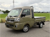 車両の品質管理は室内展示場を完備しておりますので、品質を保った状態の車両をご覧いただけます。
