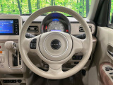 【純正革巻きステアリング】上質な革を使用することで、手にしっかり馴染みとても運転しやすいハンドルです♪