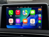 ●Apple Car Play:スマホとの有線接続で、ナビ・オーディオ再生などスマホのアプリ機能が画面でも使える便利機能です!