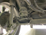 お車を安心してお乗りいただく為には、足回りの定期点検が欠かせません。サービスサポート(有償保証)では無料点検もご提供しており、安心のカーライフをお過ごしいただけるサポート体制が整っています。