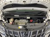 親切・丁寧な専門メカニックスタッフが応対!・車検・点検整備・事故等の修理などアフターサービスも安心。お車のカスタマイズもネクステージのサービススタッフまでご相談ください!