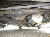 下廻りの防錆加工は多くの方が施工されてます。サビてフレームに穴が開く前にオプションで施工されることをお勧めいたします。融雪剤などから下回りを長期間、守ります。是非購入時ご検討ください