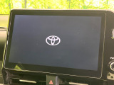 【【10.5インチナビ】高級感とインパクトのある大画面ナビを装備。各種オーディオ操作はもちろん、スマホ連携もできる利便性の高いナビです♪
