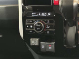 【ブレーキホールド】 渋滞や信号待ち等で、ブレーキを踏んで停車した時にブレーキを保持します☆アクセルを踏むと解除されますよ(^^)