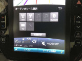 各種オーディオを搭載しています。※SDナビゲーションシステムには、DVD/CDデッキは搭載されていません。また、SDカードは地図専用となりますのでご注意ください。