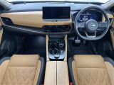 エクストレイル 1.5 G e-4ORCE 4WD 4WD 本革シート