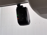 純正ドライブレコーダーを装着しています♪高画質、高機能で、毎日の運転に安心をプラスします!しっかり、録画できるマストアイテムです♪