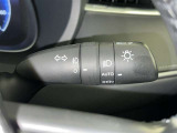 【オートライト】車外の明るさに応じて自動的にライトの点灯・消灯をしてくれます