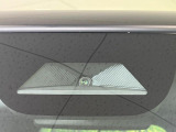 【ホンダセンシング】走行中に前方の車両等を認識し、衝突しそうな時は警報とブレーキで衝突回避と被害軽減をアシスト。より安全にドライブをお楽しみいただけます。