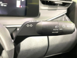【オートライト】周りの明るさに応じて自動でヘッドライトの点灯・消灯ができる機能です!ライトの付け忘れ・消し忘れなどが無くなり、雨の日や夕方の走行も安心!トンネル通過時も便利ですね♪