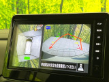 【アラウンドビューモニター】専用のカメラにより、上から見下ろしたような視点で360度クルマの周囲を確認することができます☆死角部分も確認しやすく、狭い場所での切り返しや駐車もスムーズに行えます。