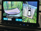 【マルチビューカメラシステム】専用のカメラにより、上から見下ろしたような視点で360度クルマの周囲を確認することができます☆死角部分も確認しやすく、狭い場所での切り返しや駐車もスムーズに行えます。