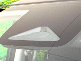 【ホンダセンシング】走行中に前方の車両等を認識し、衝突しそうな時は警報とブレーキで衝突回避と被害軽減をアシスト。より安全にドライブをお楽しみいただけます。