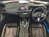 群馬BMWプレミアムセレクション前橋は認定中古車販売のスペシャリストとして品質へのこだわり、特に喫煙歴の無いだれもが気持ちよく購入検討いただける車両を展示しております。遠方からもお問い合わせください。
