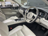 XC60 B5 AWD インスクリプション 4WD 4WD 本革シート