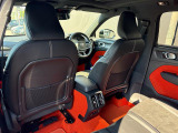 XC40 B4 AWD Rデザイン 4WD 4WD サンルーフ