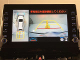 いまや必須装備「ナビゲーション」搭載!知らない場所にスイスイッとドライブ。もう、これなしではハンドルを握れませんね!でも運転中の操作は危険ですのでご注意ですね☆