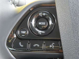 ブルートゥースに接続すれば、スマホに入れている音楽が聞けたり運転中に電話がかかってきてしまった場合もハンドルから電話を取ることができます!