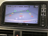 バックガイドモニターで、後方を確認しながら安心して駐車することができます。運転初心者も熟練者も必須の機能ですよ!