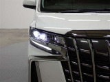 LEDヘッドランプ装備