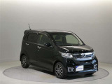 ご覧の車両以外にも多数のU-Carを展示販売しております。