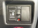 【パワースライドドア】スマートキーや運転席のスイッチでスライドドアの開閉が可能♪電動だから力を入れてドアを開ける必要が無く、小さいお子様でも、重い荷物を持っている時もラクに開け閉めできます♪