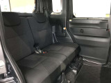 ゆとりある広々とした車内空間は、ドライブを始め買い物やレジャーなど、幅広く活躍します。一人でもみんなとでもお出かけを楽しみましょう!