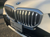 【ボディコーティングで新車時の輝きを】ご納車前にボディを磨き上げ下地処理を行った上で、コーティングを施工します。軽微な小傷も無くなりより新車時の輝きに近い状態でお届けできます。ぜひご用命下さい!