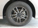 R6年式夏タイヤ175/70R14ダンロップ製です。