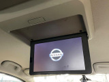 【フリップダウンモニター】大画面モニターで後席でもエンタメをお楽しみいただけます。小さなお子様にも大人気の装備です♪
