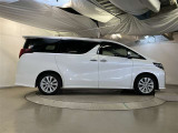 当社でご購入頂いた全ての車両はご納車前、エンジンオイル交換・ワイパーゴム・ブレーキ点検・調整・その他確認の上ご納車いたします。