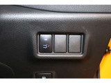 電動リヤゲート操作スイッチ。運転席から操作出来ます。