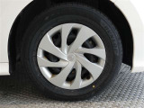 R8年式夏タイヤ175/70R14ダンロップ製です。