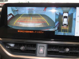 バックガイドモニターで、後方を確認しながら安心して駐車することができます。運転初心者も熟練者も必須の機能ですよ!