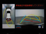 バックガイドモニターで、後方を確認しながら安心して駐車することができます。運転初心者も熟練者も必須の機能ですよ!