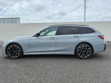 ご納車前には、BMWを熟知したメカニックによる100項目の点検・整備を行います。不具合箇所、交換時期に達している部品に関しましては、全て当社負担で交換してからのご納車となります。